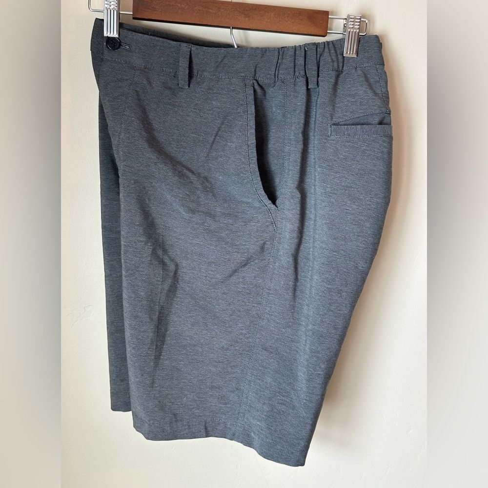 Men’s Greg Norman Shorts - 32” Waist 9” Inseam #casual #golf - Picture 2 of 9
